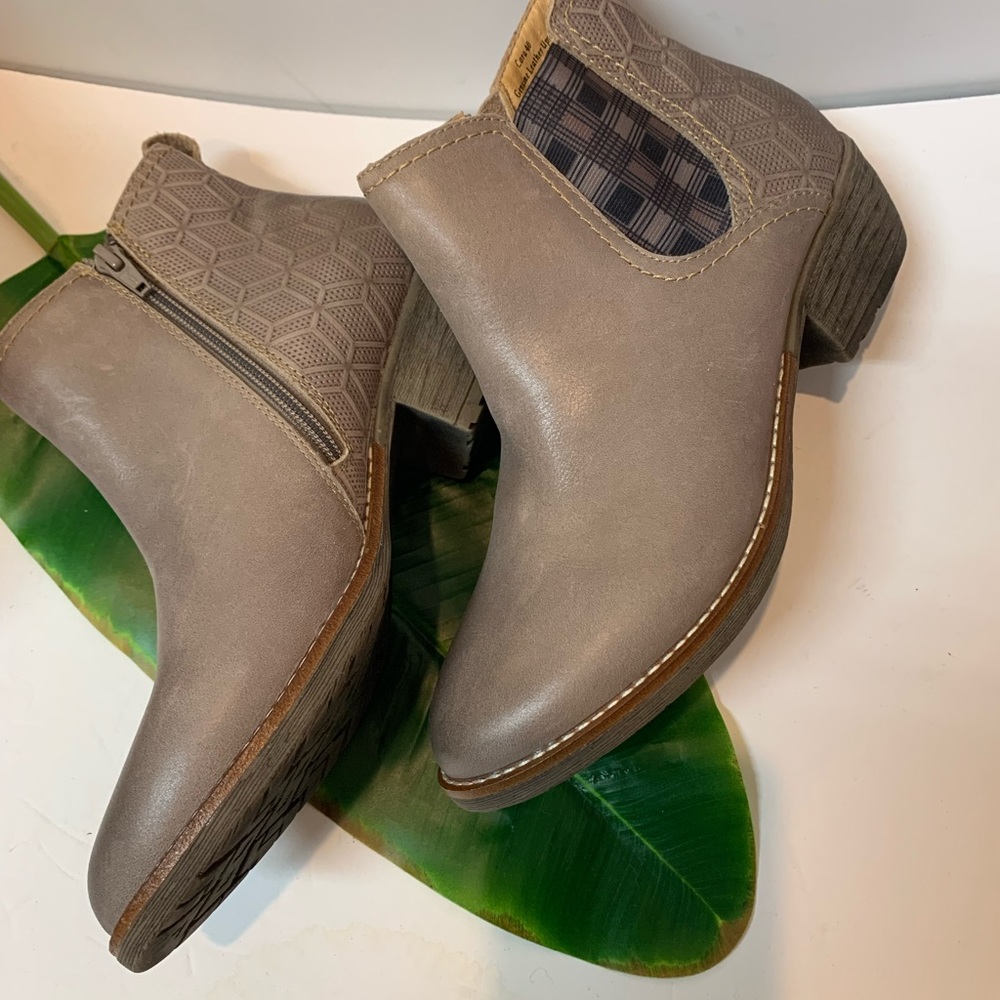 Biza Cora Latte Leather Booties Size 40 - Picture 4 of 7
